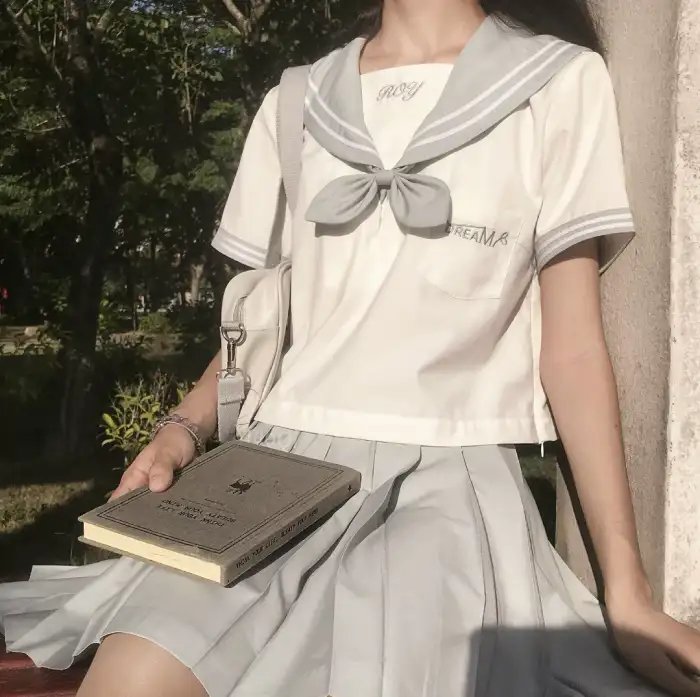生死夏令营海报