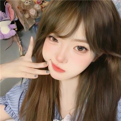深蓝色的夜晚海报