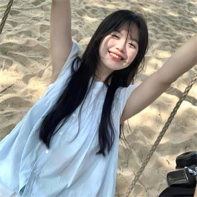 充满幸福的家海报