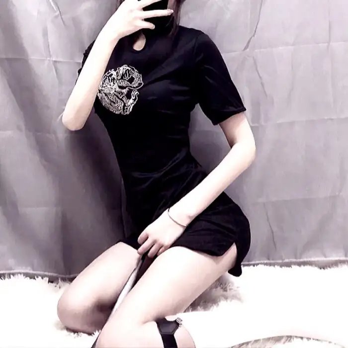老白男不难海报
